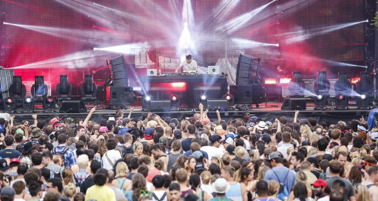 JON HOPKINS (photo Eva Blue, Osheaga)