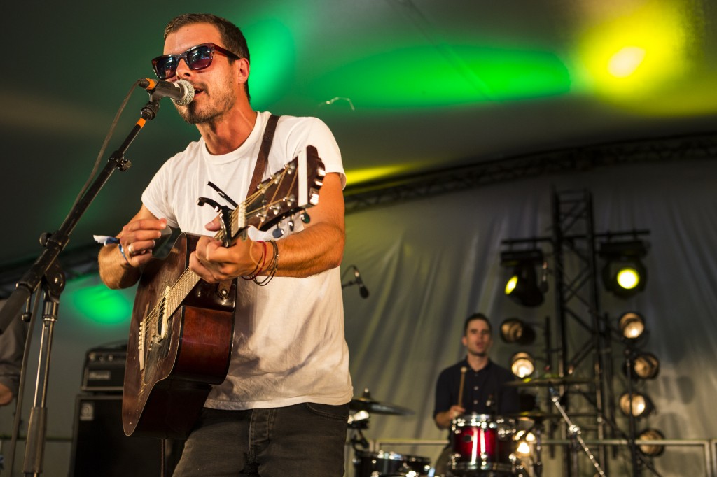 REUBEN AND THE DARK (photo: Pierre Bourgault, Osheaga)