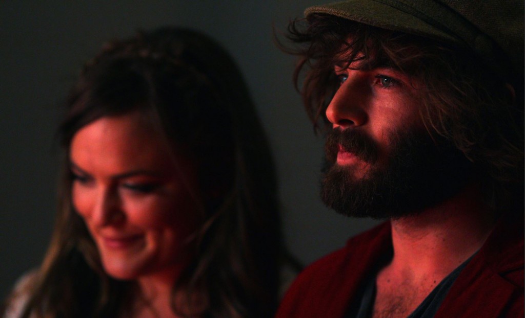 angus-and-julia-stone-portrait