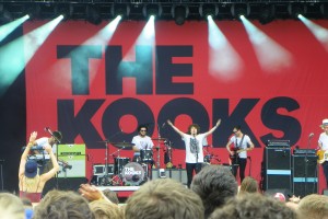 THE KOOKS (photo: Nico Pelletier, RREVERB)