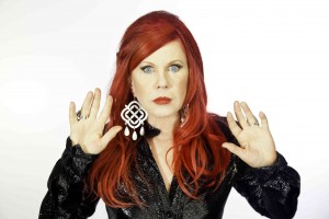 kate-pierson-b52s-solo