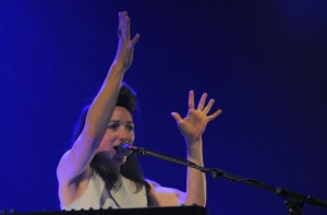 My Brightest Diamond (photo: Victor Diaz Lamich)