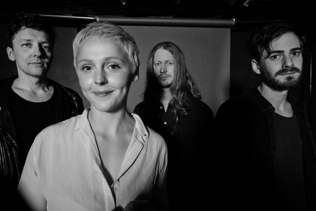 LAURA MARLING : Le plan B