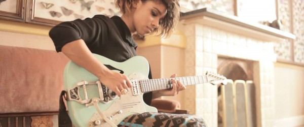 lianne la havas guitar
