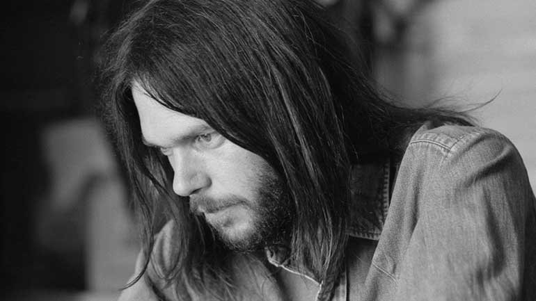 Neil-Young-Henry-Diltz-770