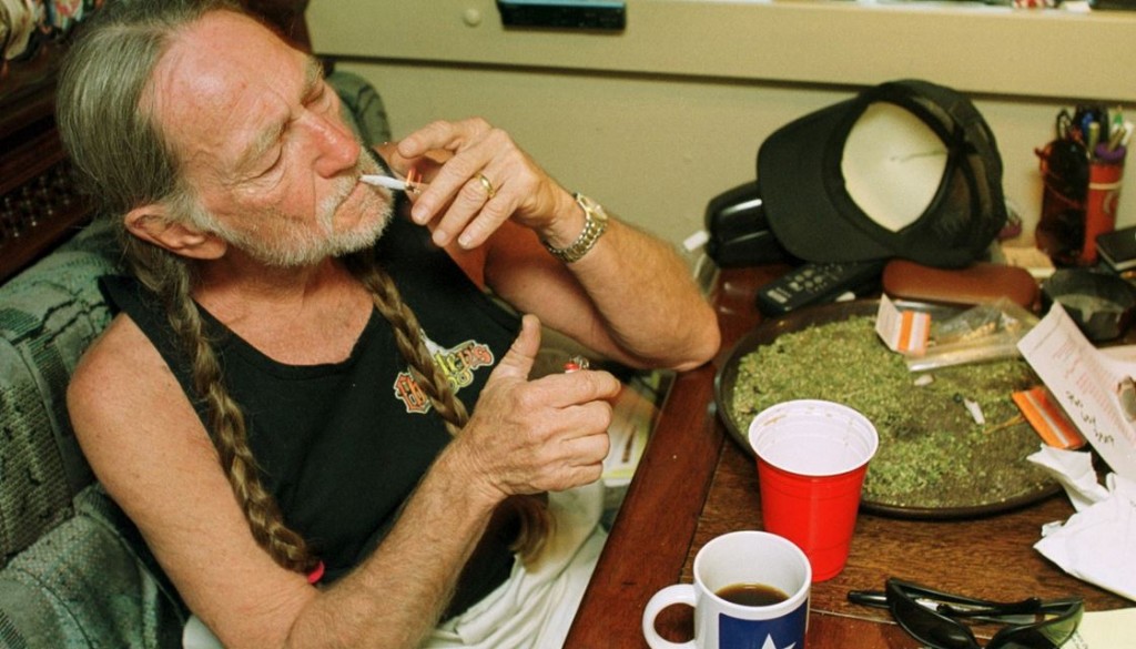 willie nelson weed