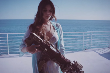 Lana-Del-Rey big machine gun