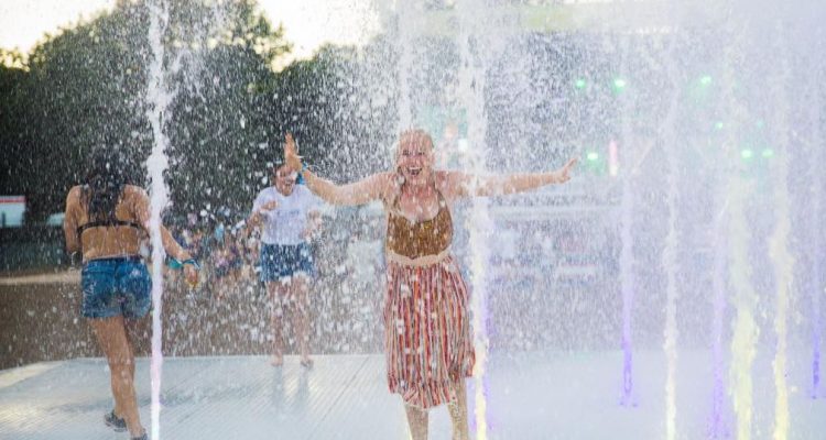 osheaga 2016 fontaine fille Cr Pierre B