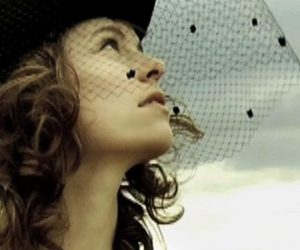 emily-loizeau