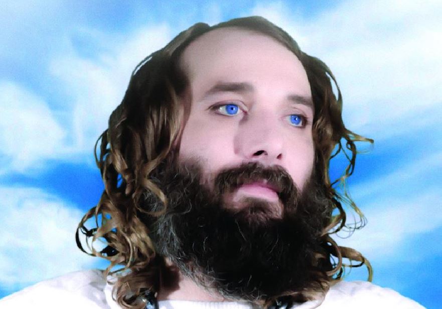 SÉBASTIEN TELLIER, L’homme qui a vu Dieu… bleu!