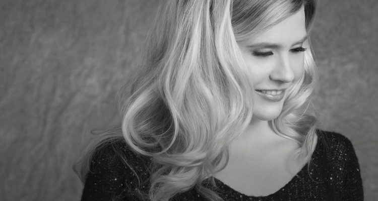andrea lindsay 2016