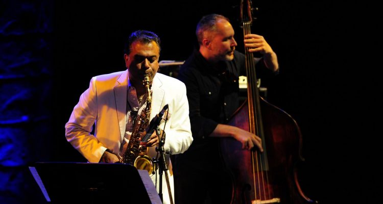 azz 2017 the bad plus Rudresh 2 VictorDiazLamich